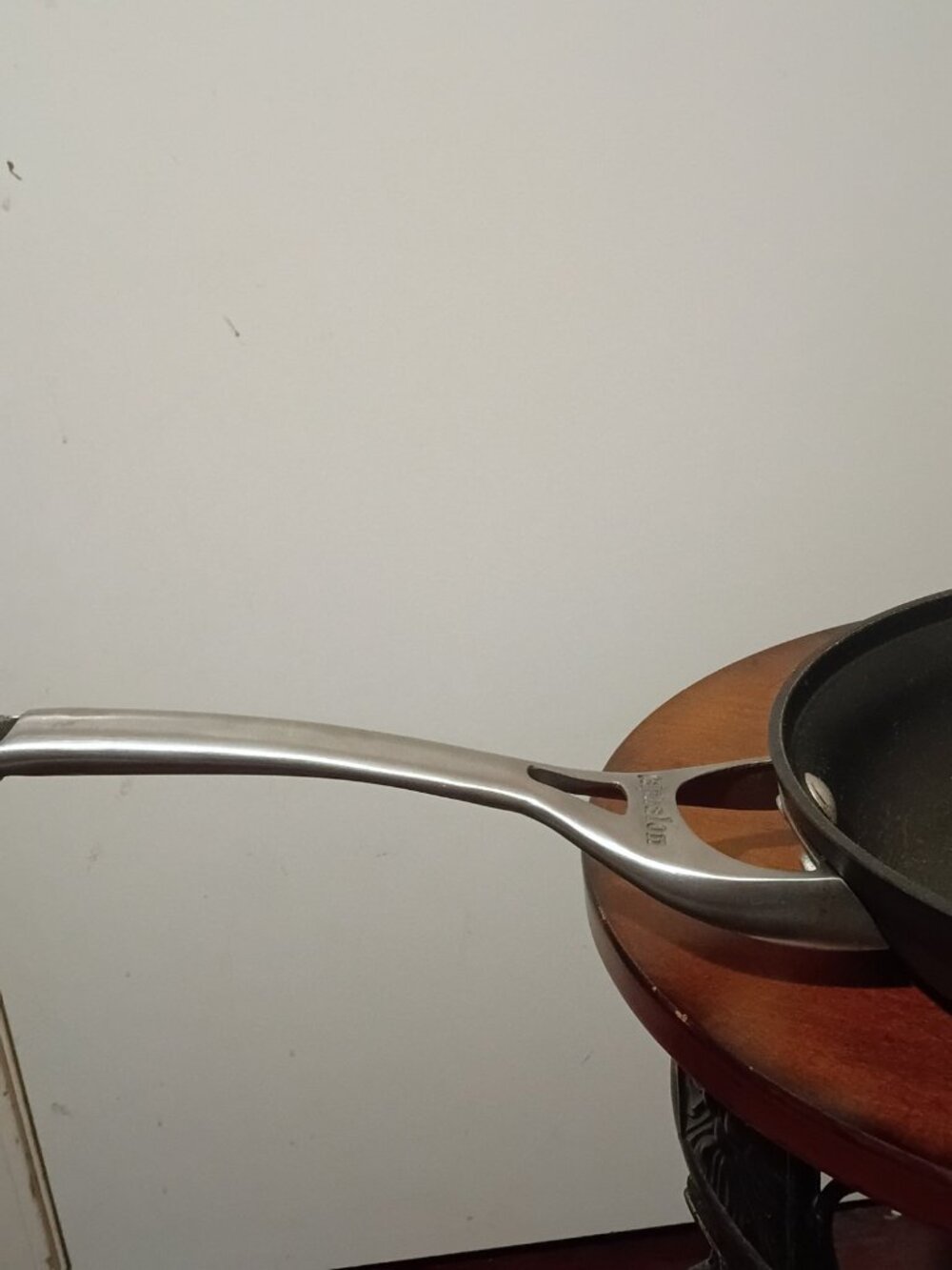 Vintage Calphalon 1390 10” Hard Anodized Non Stick Frying Pan Skillet USA - Picture 2 of 6